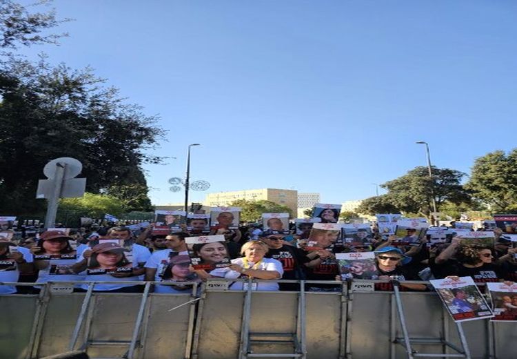 تظاهرات هزاران نفر در تل‌آویو برای توقف جنگ و آزادی اسرا
