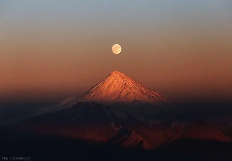 تصویری از قله زیبای دماوند از طلوع امروز