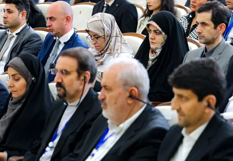 دختر و پسر پزشکیان در سفر آذربایجان