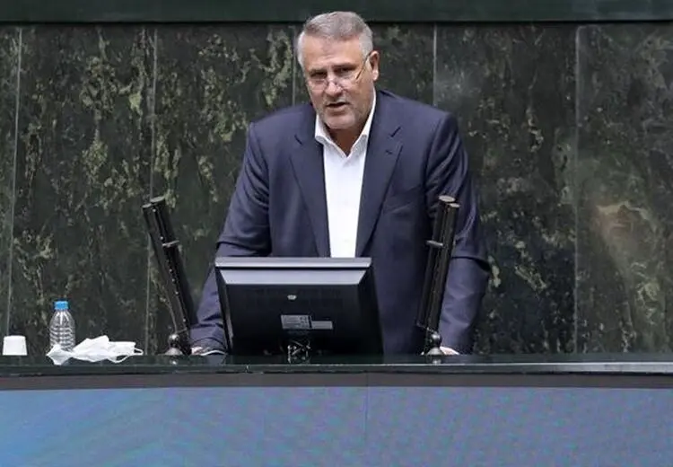 نماینده گرمسار: همسرم خواهر شهید است؛ «سانتی مانتال» نیست