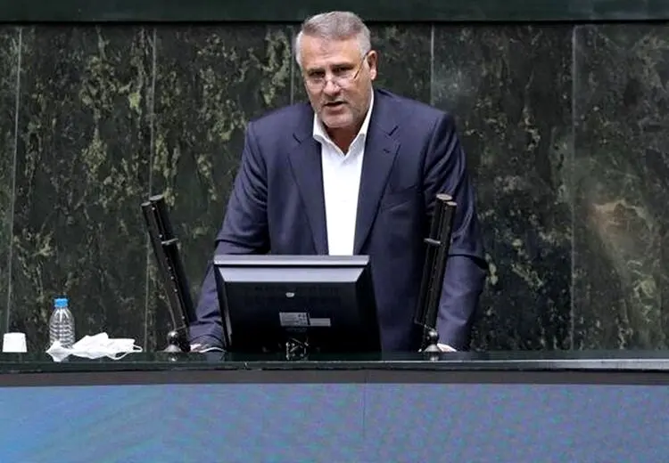 نماینده گرمسار: همسرم خواهر شهید است؛ «سانتی مانتال» نیست
