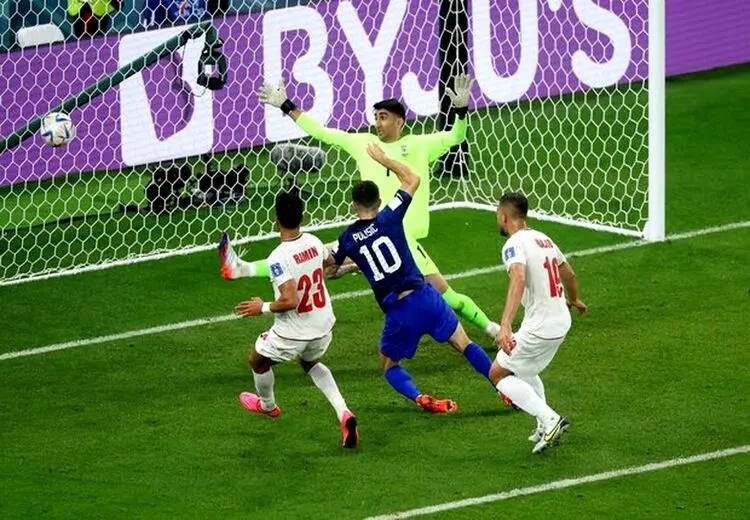 چرا عامل حذف ایران از جام جهانی، نمی‌تواند چلسی را ترک کند؟