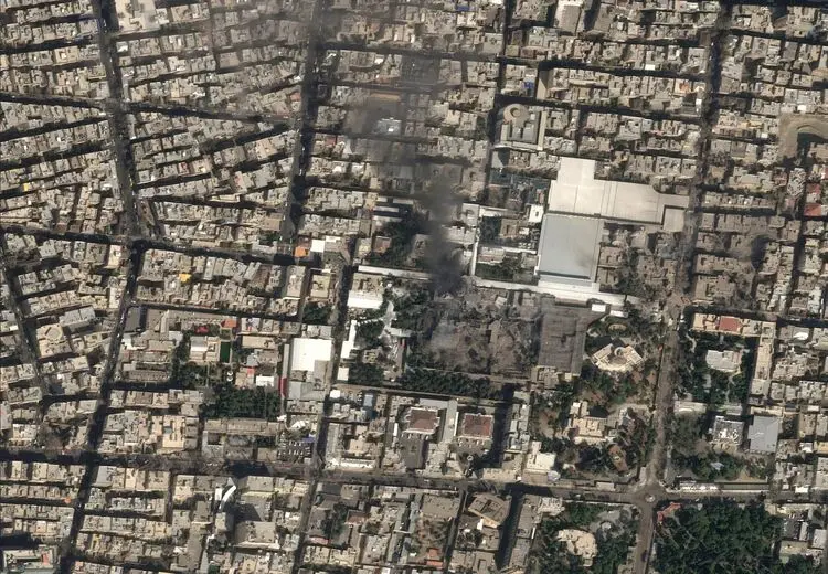 خانه رهبر انقلاب که داخل آن به شهادت رسید