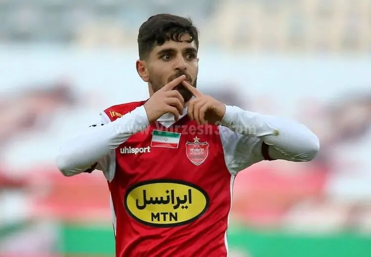 عمری از پرسپولیس خداحافظی کرد