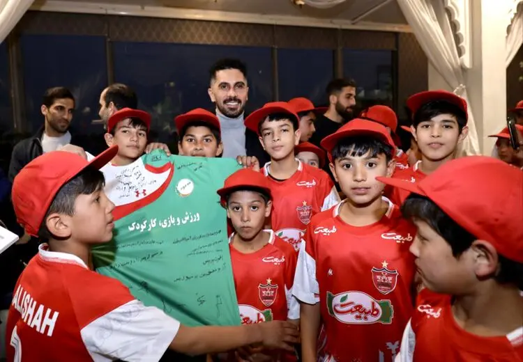 جشن تولد متفاوت کاپیتان محبوب پرسپولیس + عکس