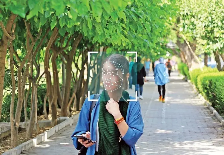 افشای اطلاعات جدید از پیشنهادات نمایندگان در لایحه حجاب/ از ممنوع شدن کاشت ناخن تا اجباری شدن چادر در دانشگاه و اعطای مجوز حمل شوکر به بسیجیان