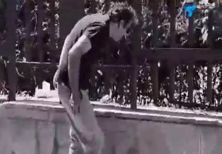 بندناف نوزاد در حیاط دانشگاه شریف!/ فیلم