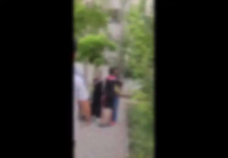 لحظه بازداشت دختر و پسری که در یک پارک رعب و وحشت ایجاد کرده بودند