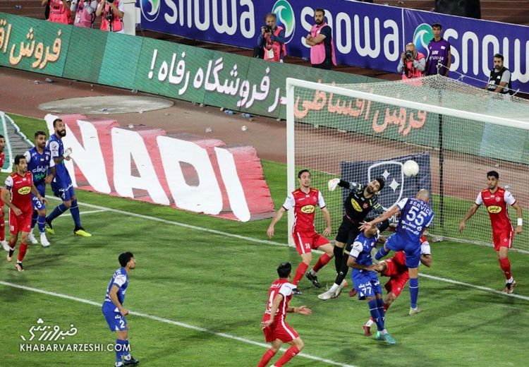 استقلال در همه خطوط از پرسپولیس عقب افتاد