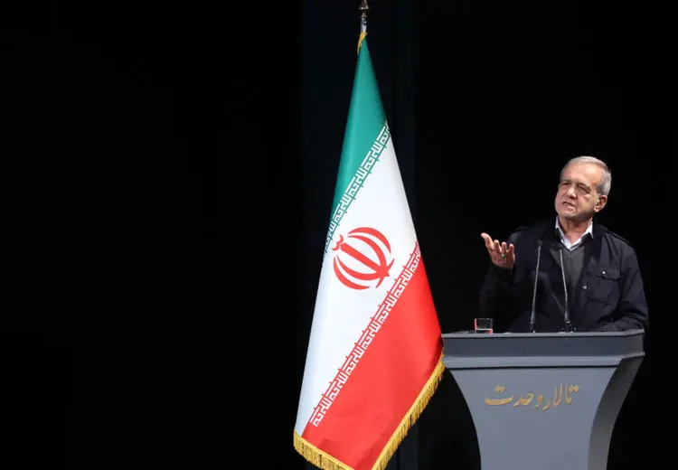 دستور پزشکیان برای بهره‌برداری رسمی از طرح انتقال آب دریا به اصفهان