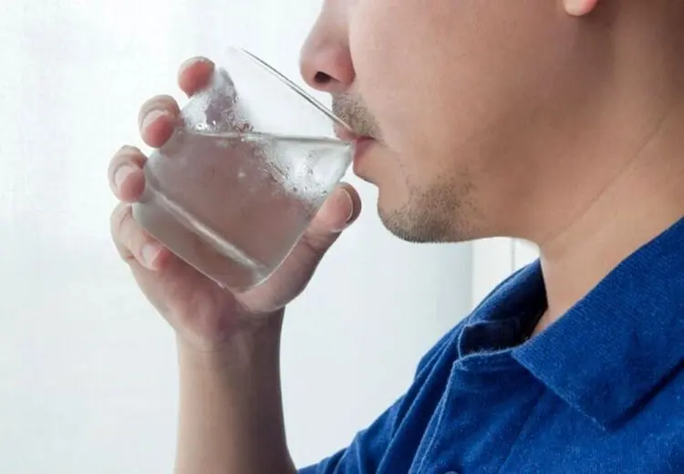 از افطار تا سحر آب کافی بنوشید