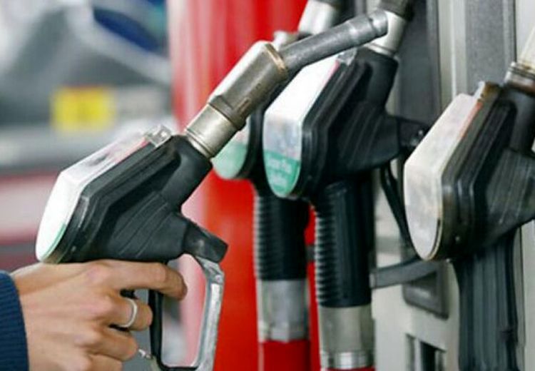 ایران وارد کننده بنزین شد