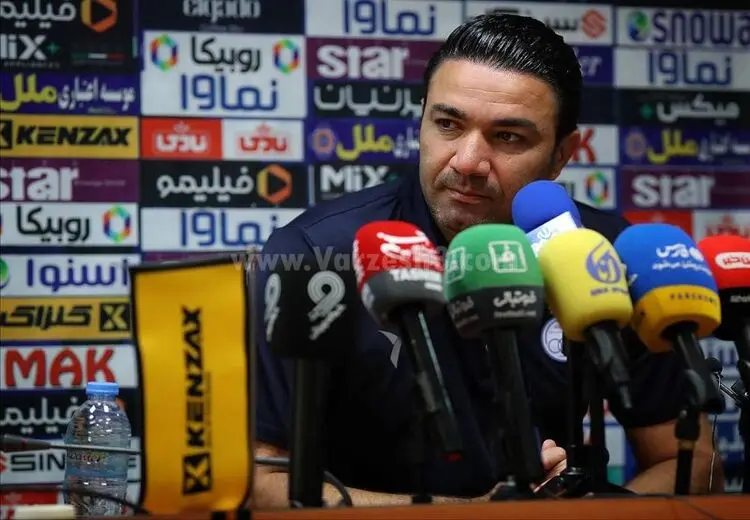 نکونام برای بار دوم استعفا کرد