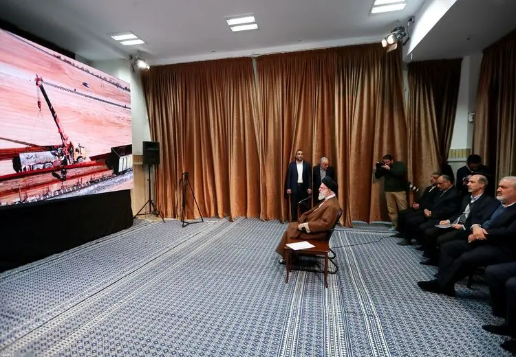  بازدید رهبر انقلاب از نمایشگاه توانمندی‌های تولید داخلی 