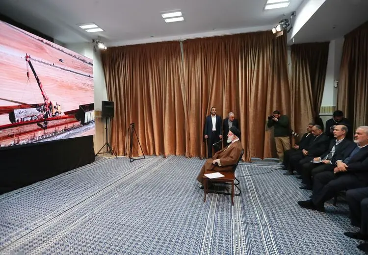  بازدید رهبر انقلاب از نمایشگاه توانمندی‌های تولید داخلی 