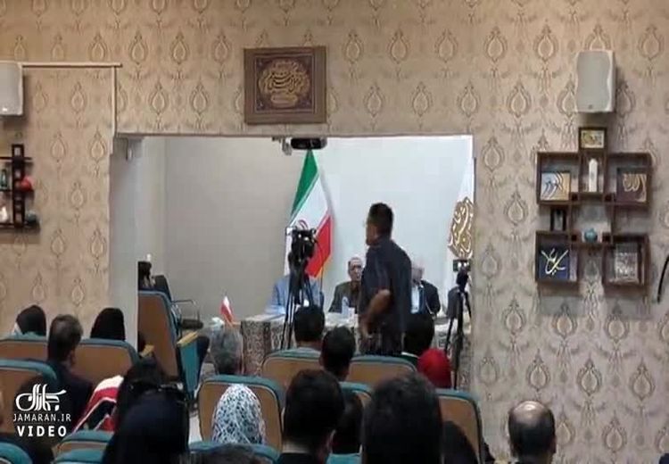 ظریف: خوشحالم رهبری در سخنرانی سه‌شنبه برنامه اسراییل را برای «تهدید معرفی‌کردن» ایران، منتفی کردند