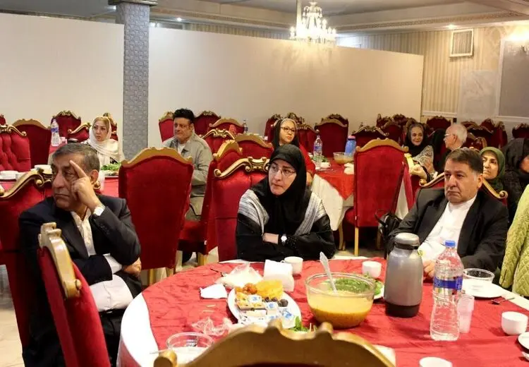 فائزه هاشمی، آخوندی و معاون پزشکیان دررافطاری سیاسی
