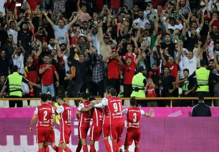 خواسته‌های عجیب هوادار متمول از باشگاه پرسپولیس!
