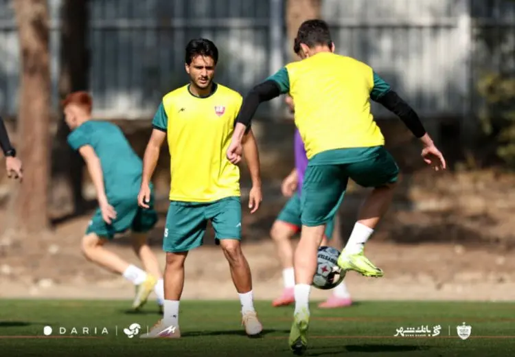 یک استقلالی در اردوی پرسپولیس! + عکس