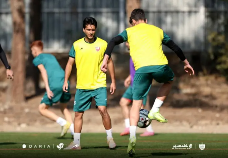 یک استقلالی در اردوی پرسپولیس! + عکس