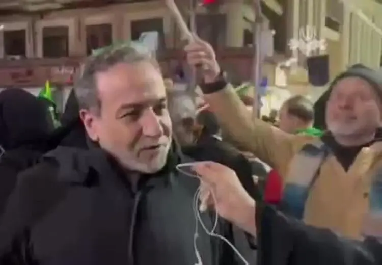 عراقچی در تجمع شبانهٔ مردم تهران: آمده‌ام روحیه بگیرم