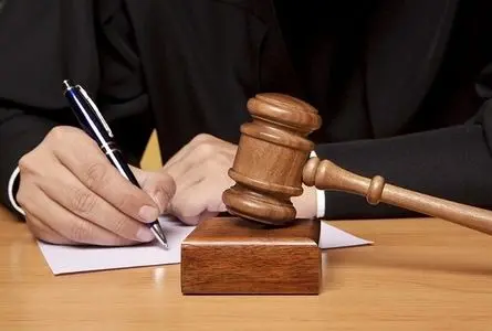 کمیته انضباطی: توهین هواداران مشمول کسر امتیاز هم می‌شود