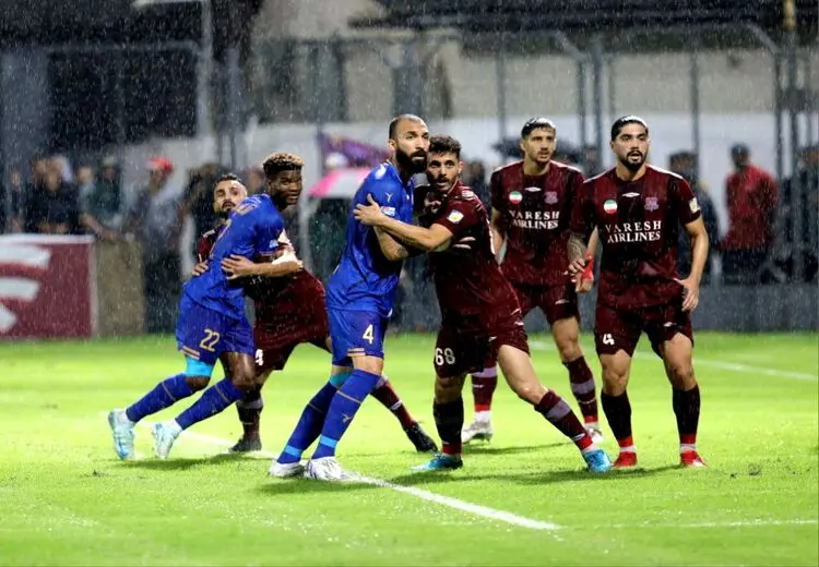 تساوی استقلال و نساجی با دستگاه VAR