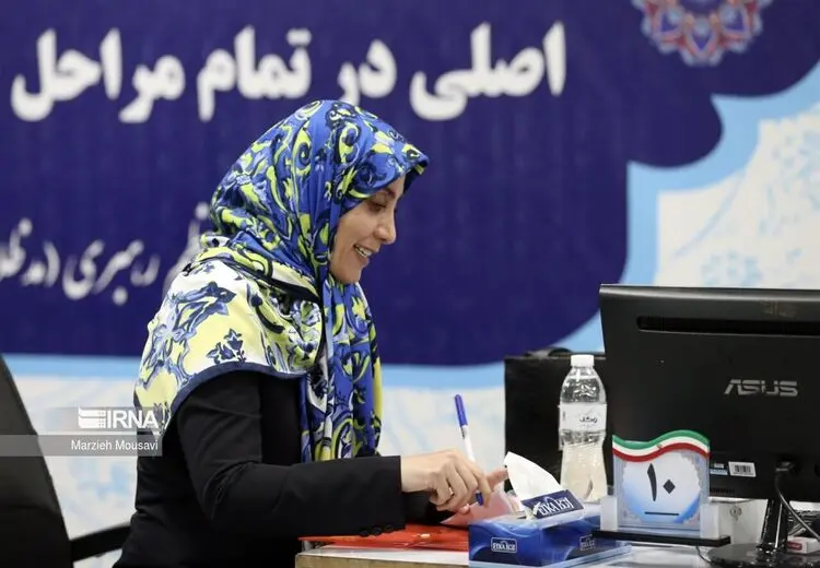 سخنگوی ستاد پزشکیان، خواستار پاسخگویی مخبر درباره پول پاشی دولت شد + عکس