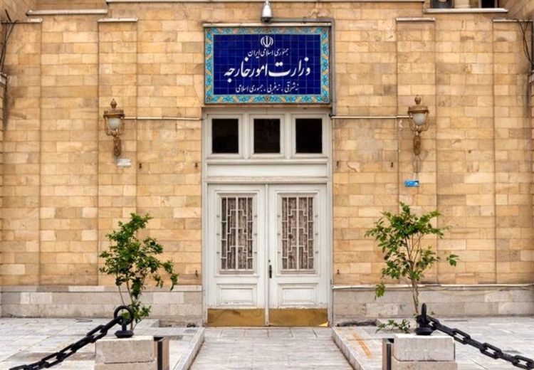 احضار کاردار سفارت انگلیس در تهران