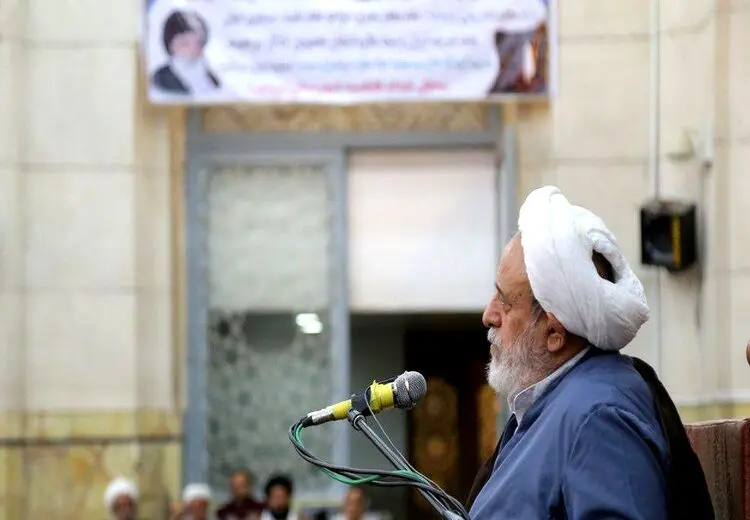 شیخ حسین انصاریان‌: نماز جماعت در کشور به خط پایان رسیده است
