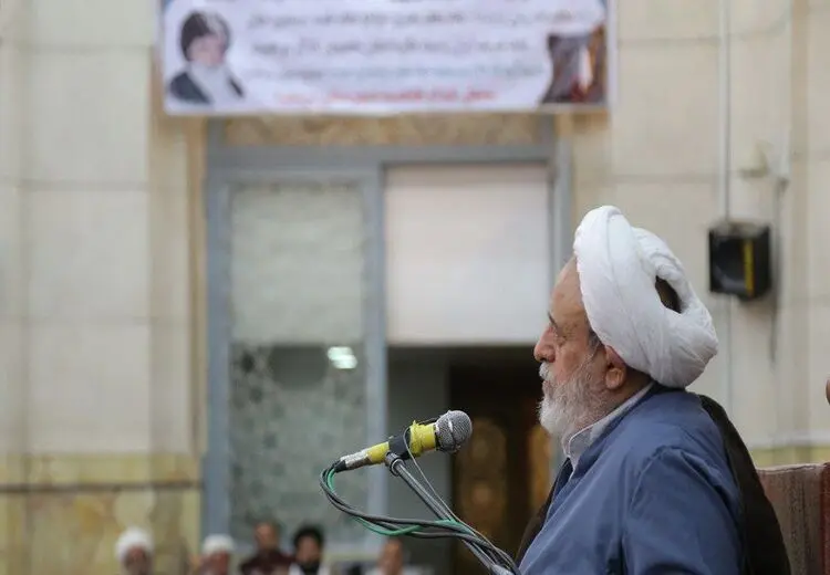 شیخ حسین انصاریان‌: نماز جماعت در کشور به خط پایان رسیده است