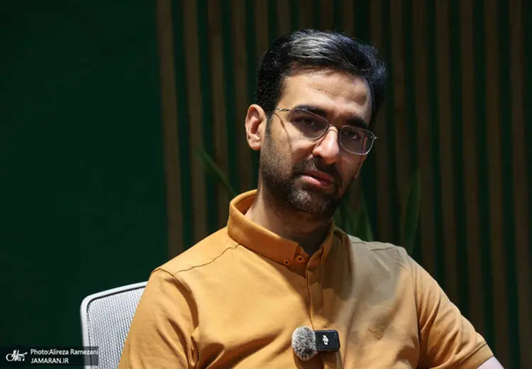 آذری جهرمی: در خالص‌سازی می‌خواستند ده سال جمهوریت را کنار بگذارند