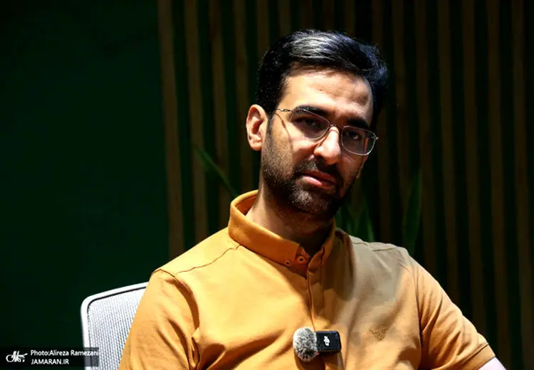 آذری جهرمی: در خالص‌سازی می‌خواستند ده سال جمهوریت را کنار بگذارند