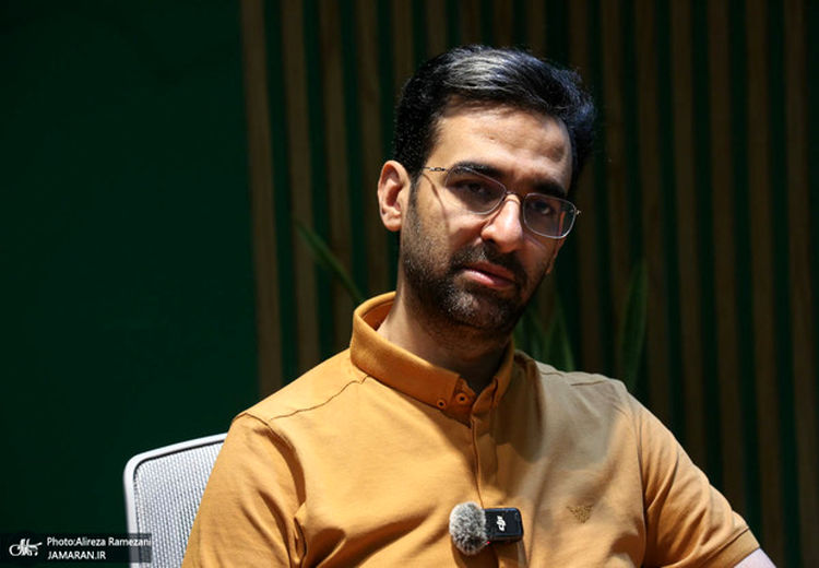 آذری جهرمی: در خالص‌سازی می‌خواستند ده سال جمهوریت را کنار بگذارند