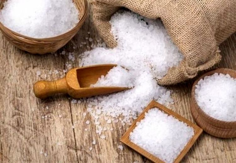 میزان مصرف مجاز نمک طعام در روز چقدر است ؟