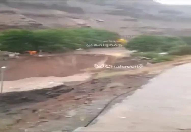 ادعای وحشتناک صاحب یک رستوران در جاده چالوس: سیل رستورانم را برد و چند کارگر و مشتری زیر گل و لای مدفونند