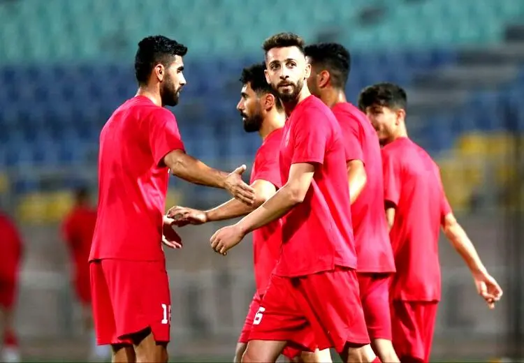 مهاجم پرسپولیس هستم