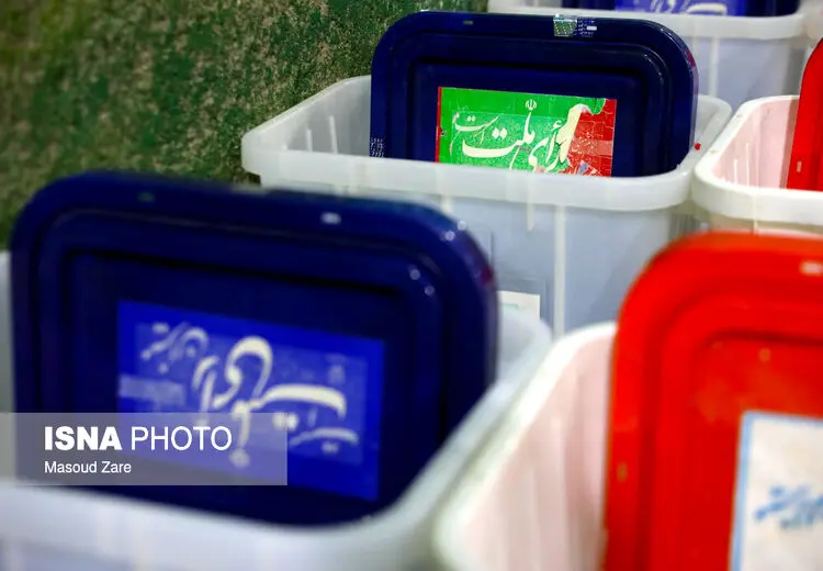این‌ها آمده‌اند بگویند چه بپوشید، چه بخورید و چقدر بزایید!