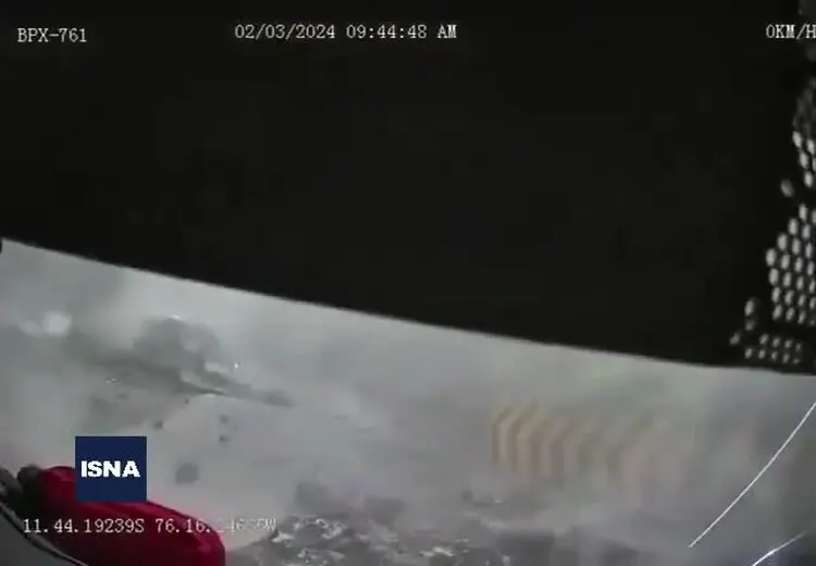لحظه وحشتناک رانش زمین در پرو