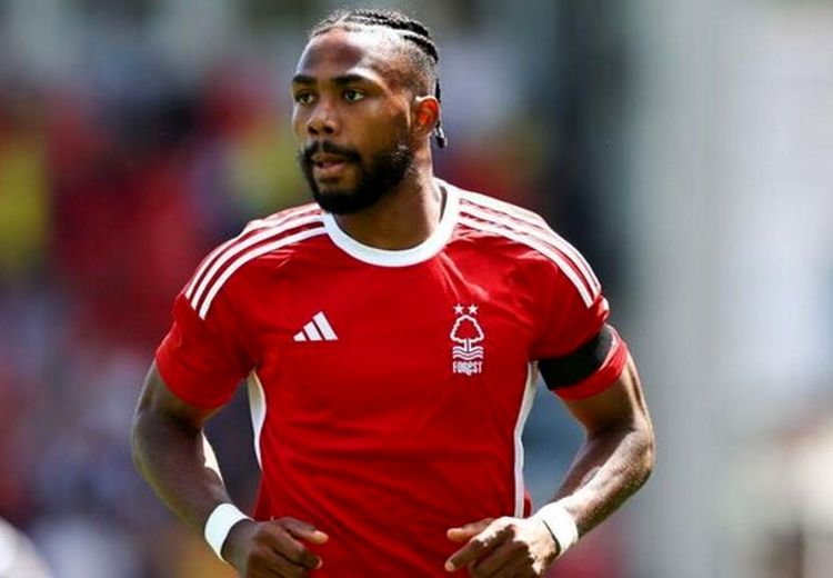 علاقه پرسپولیس به جذب مهاجم ناتینگهام فارست!