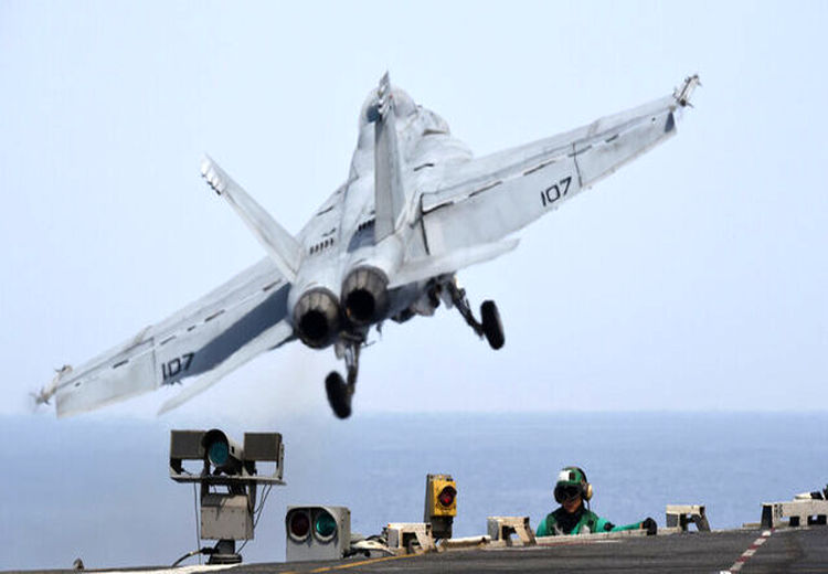 حملات هوایی متجاوزان آمریکا و انگلیس به استان الحدیده یمن