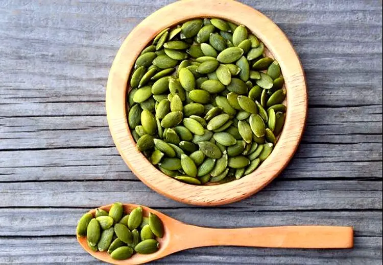 خواص معجزه‌آسای تخمه کدو 