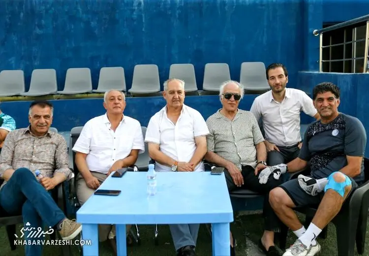 تجمع ستارگان استقلالی‌ کجاست ؟