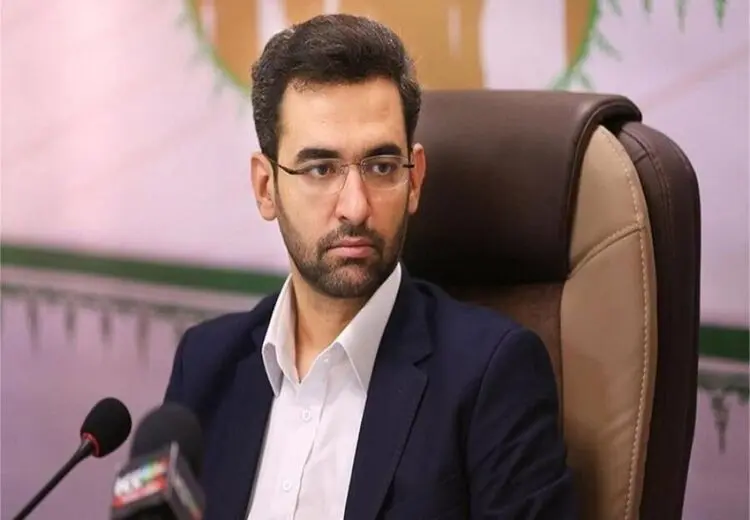 طعنه تلخ آذری جهرمی به ضرغامی و ماجرای اینترنت بدون فیلتر رونالدو!