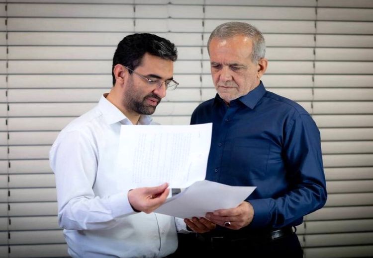  آذری‌جهرمی: برخی در دولت تحمل همکاری با من را نداشتند