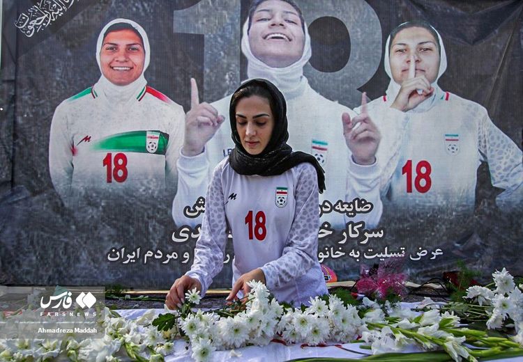 تشییع پیکر ملیکا محمدی در شیراز