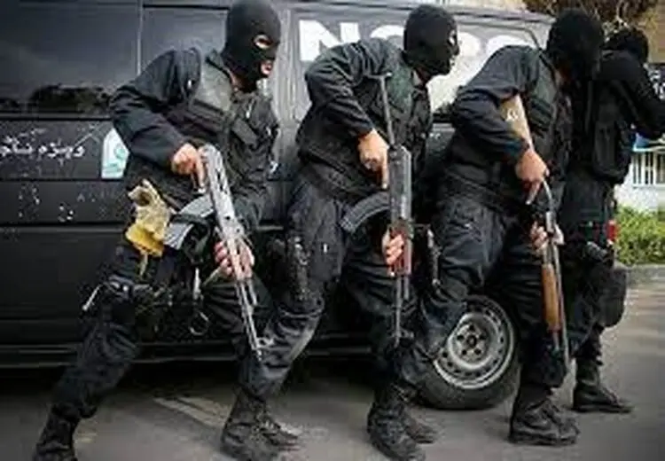 انهدام یک شبکه داعش در کرمان و بازداشت ۷ تروریست