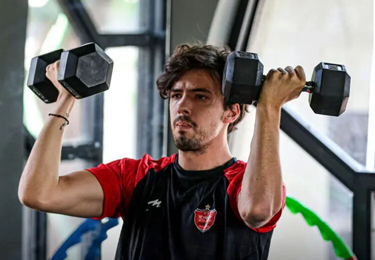 عصبانیت سرمربی پرسپولیس به خاطر یک بازیکن