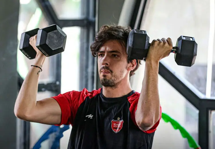 عصبانیت سرمربی پرسپولیس به خاطر یک بازیکن