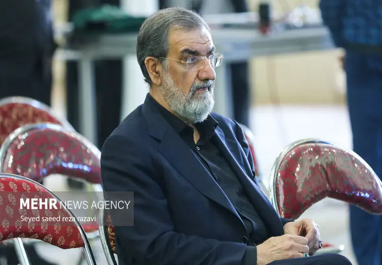 محسن رضایی: اینکه لحظاتی قبل از شهادت رئیسی طوفان عظیمی در آسمان مشهد پیدا شد، یعنی این شهادت خیلی معنا دارد!